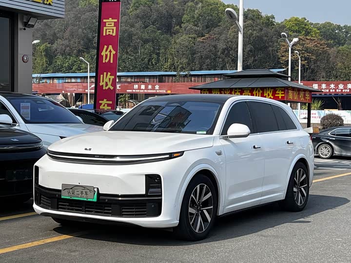 Фото 1 - LiXiang L7