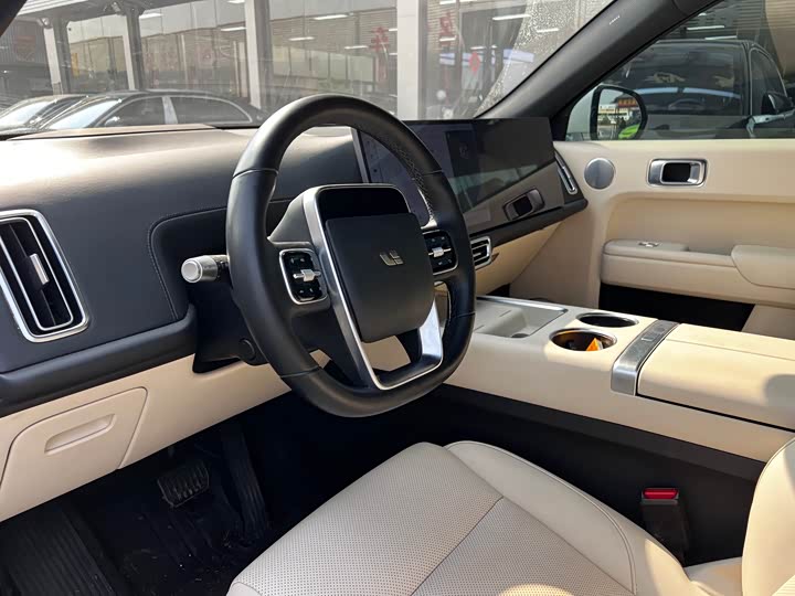 Фото 3 - LiXiang L7