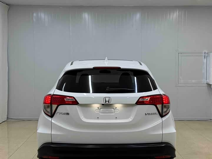 Фото 5 - Honda Vezel