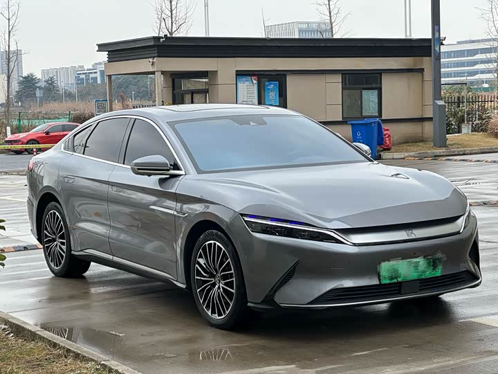 Фото 3 - BYD Han