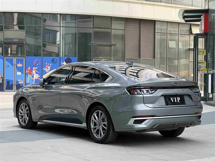 Фото 6 - Ford Mondeo