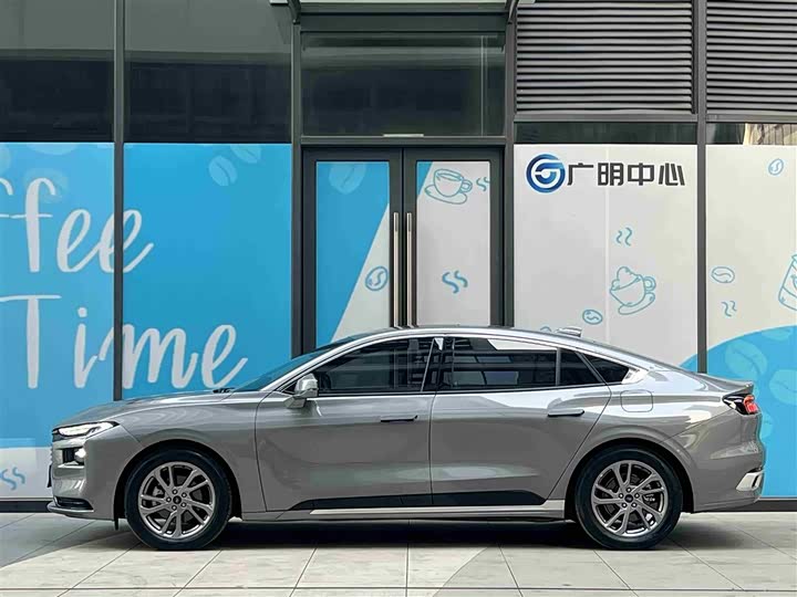 Фото 8 - Ford Mondeo