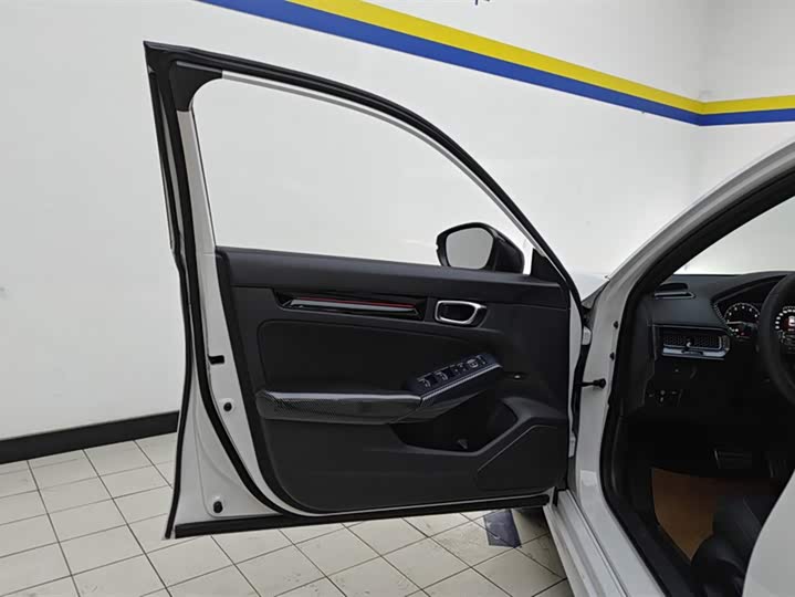 Фото 7 - Honda Civic