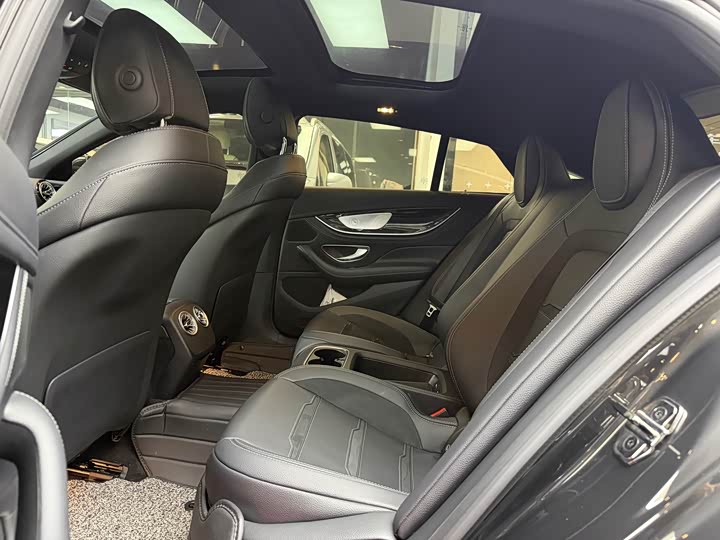 Фото 8 - Mercedes-Benz AMG GT