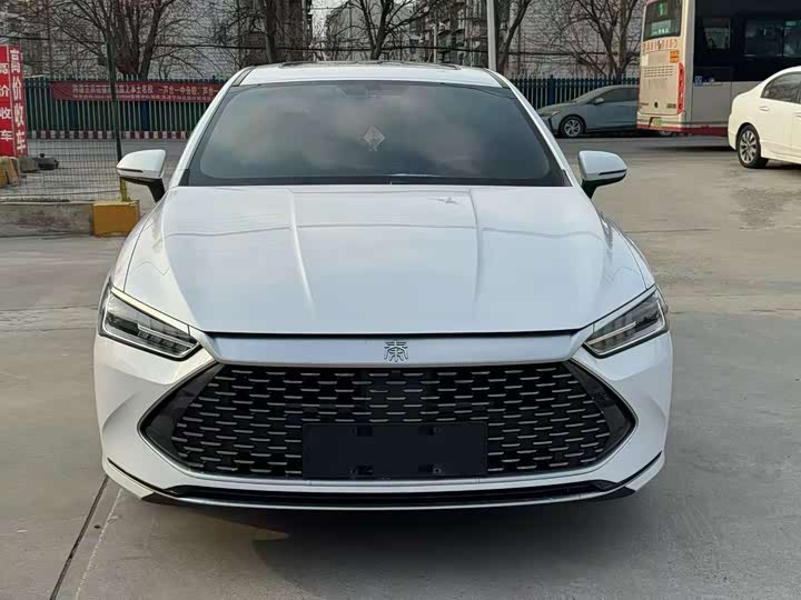 Фото 2 - BYD Qin Plus