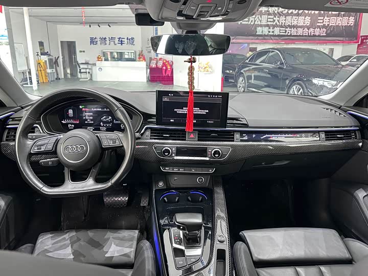 Фото 5 - Audi A5