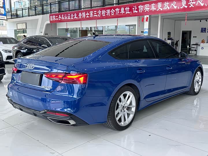 Фото 7 - Audi A5