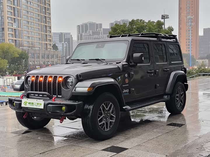 Фото 1 - Jeep Wrangler Hybrid