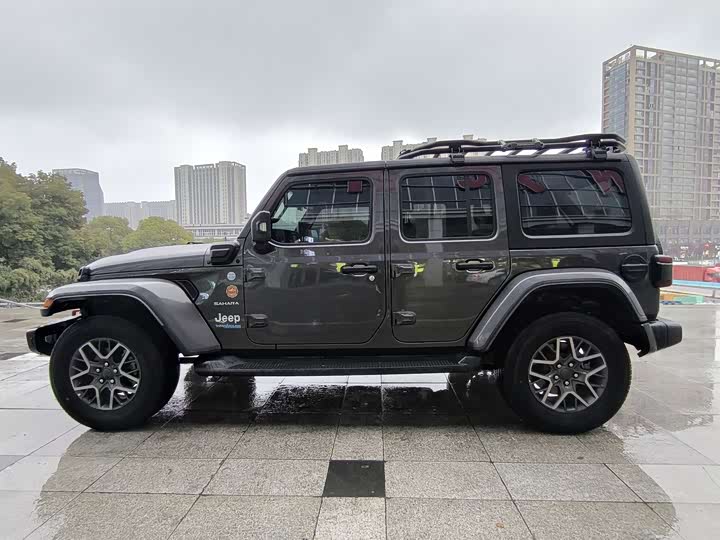 Фото 7 - Jeep Wrangler Hybrid