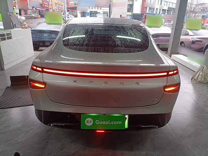 Фото 6 - XPeng P7