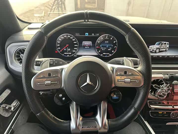 Фото 6 - Mercedes-Benz G-Class AMG