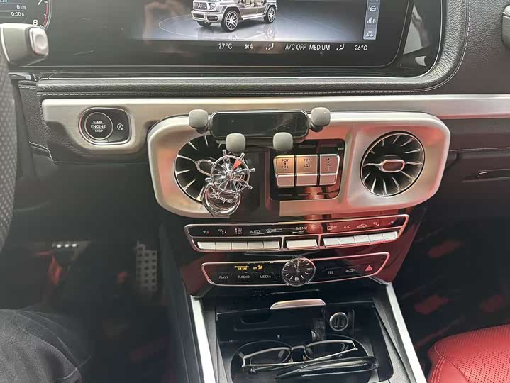 Фото 7 - Mercedes-Benz G-Class AMG