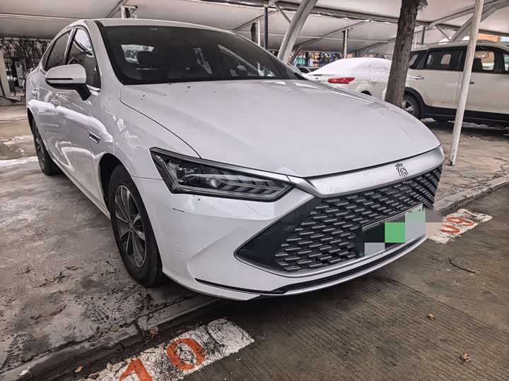 Фото 3 - BYD Qin Plus