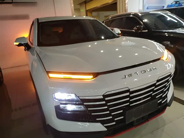 Фото 4 - Jetour Dashing