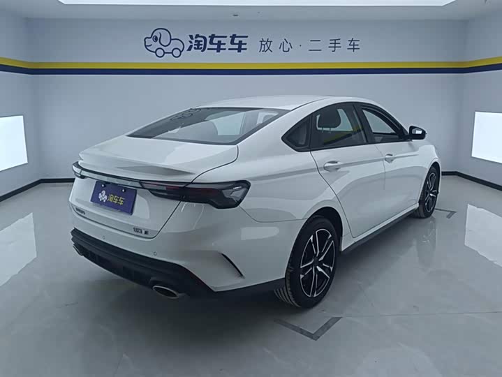 Фото 3 - Geely Binrui