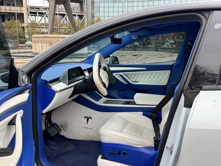 Фото 9 - Tesla Model Y