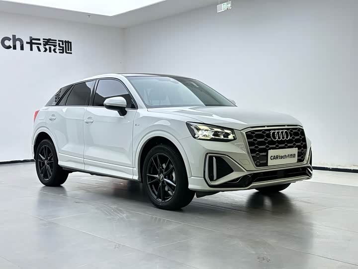 Фото 6 - Audi Q2L