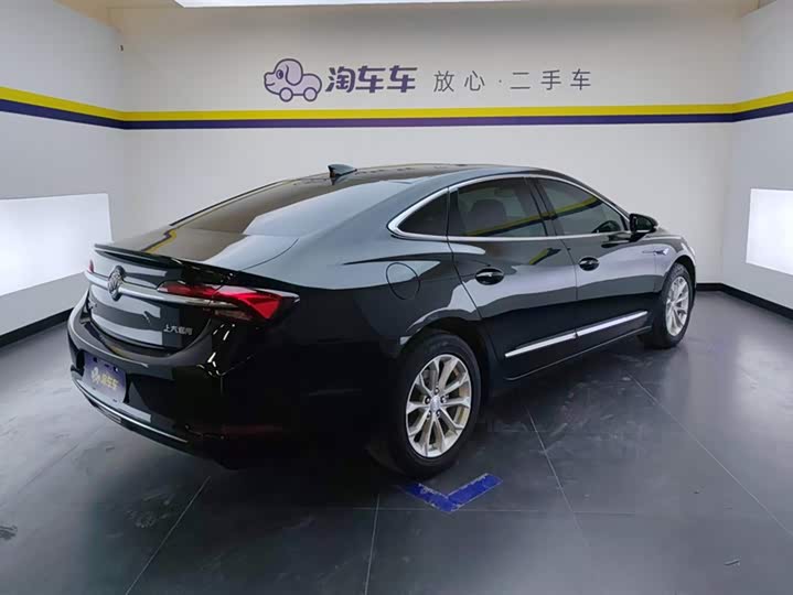 Фото 3 - Buick LaCrosse