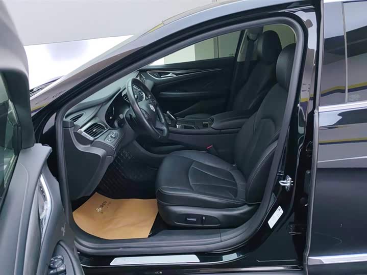 Фото 9 - Buick LaCrosse