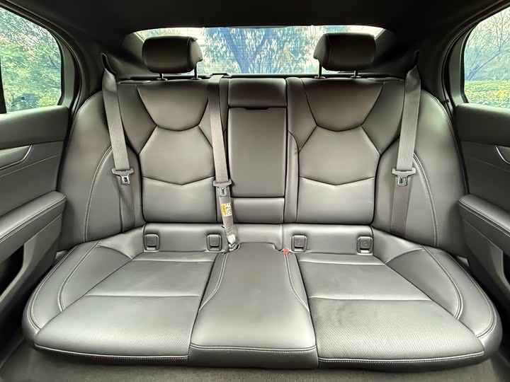 Фото 9 - Cadillac CT5