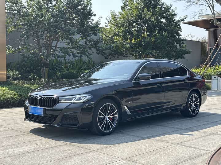 Фото 2 - BMW 5 Series