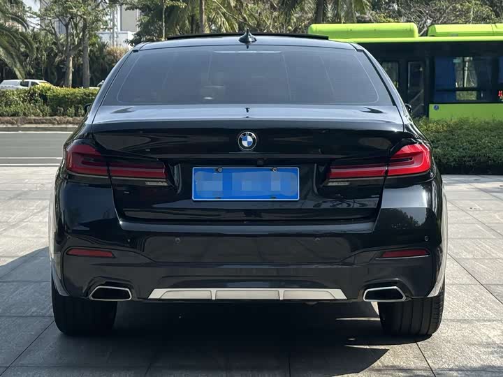 Фото 5 - BMW 5 Series