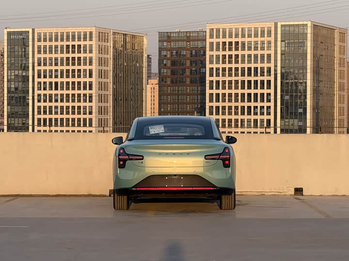 Фото 7 - XPeng Mona M03