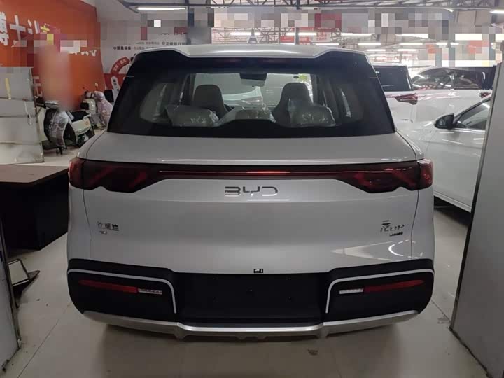 Фото 6 - BYD Yuan Up