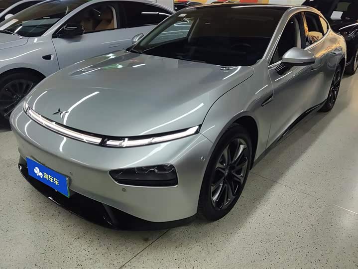 Фото 1 - XPeng P7