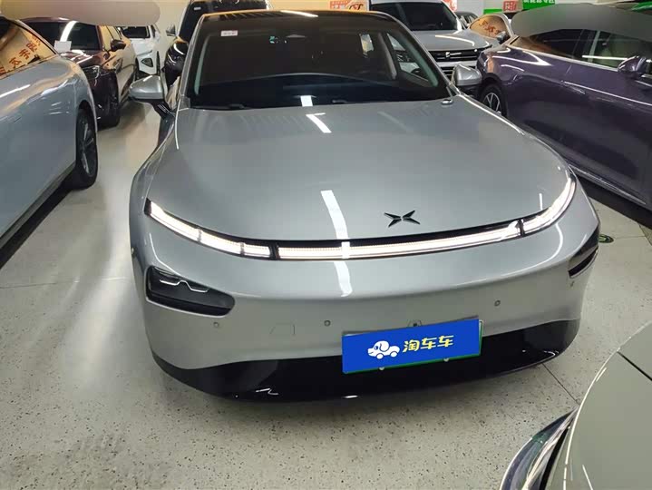 Фото 2 - XPeng P7