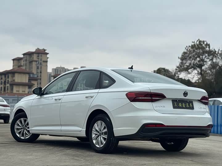 Фото 5 - Volkswagen Lavida