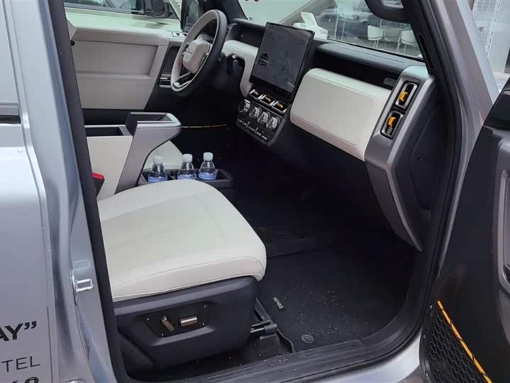 Фото 8 - Chery iCar V23