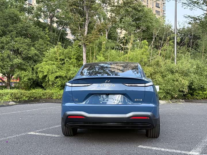 Фото 6 - Nio Onvo L60