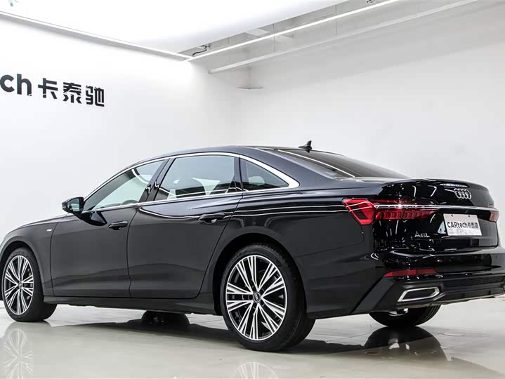 Фото 6 - Audi A6L