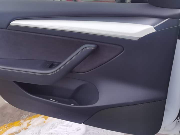 Фото 7 - Tesla Model 3