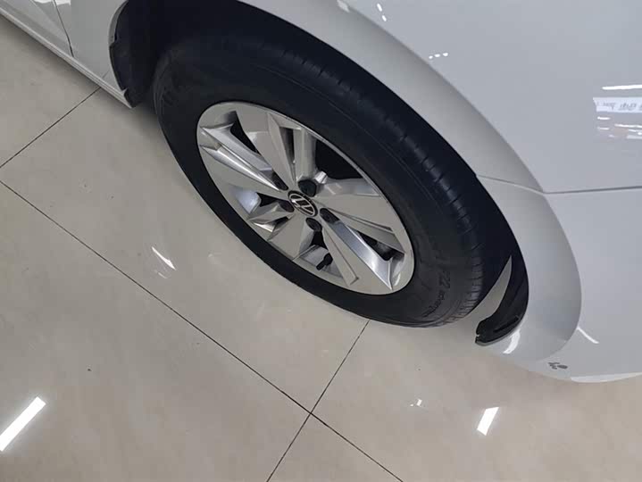 Фото 6 - Volkswagen Polo