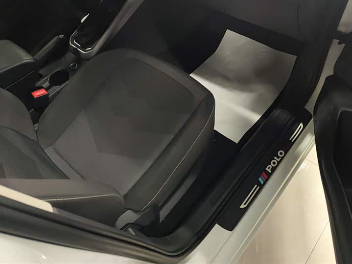 Фото 8 - Volkswagen Polo