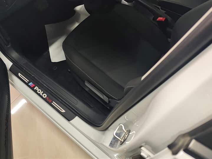 Фото 9 - Volkswagen Polo