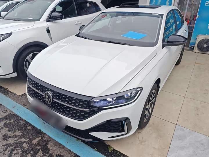 Фото 2 - Volkswagen Lavida