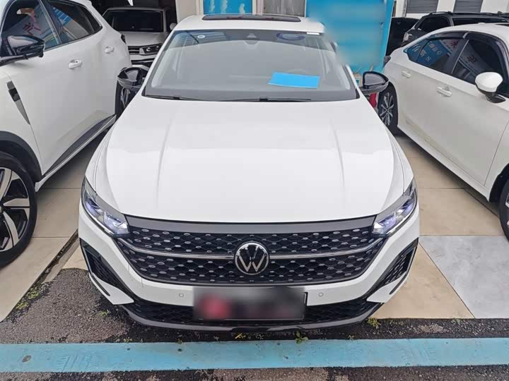 Фото 3 - Volkswagen Lavida