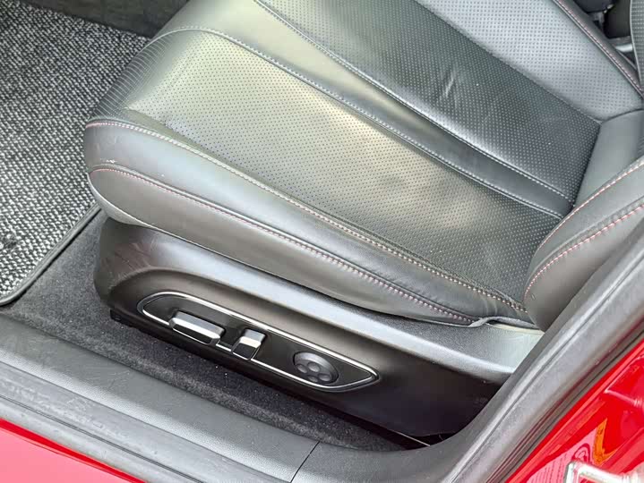 Фото 9 - XPeng P7