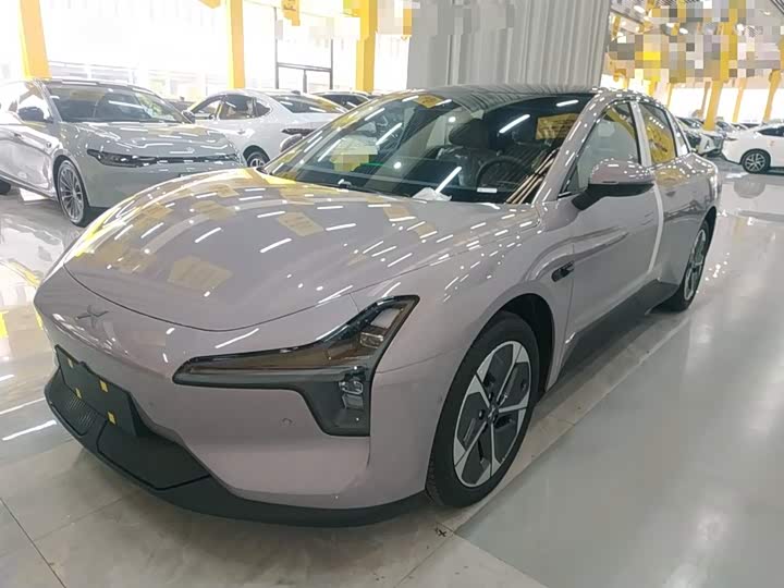 Фото 1 - XPeng Mona M03