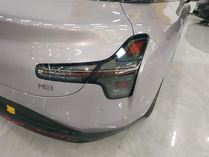 Фото 8 - XPeng Mona M03