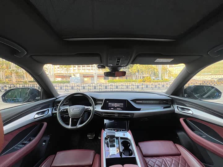 Фото 9 - Audi Q6