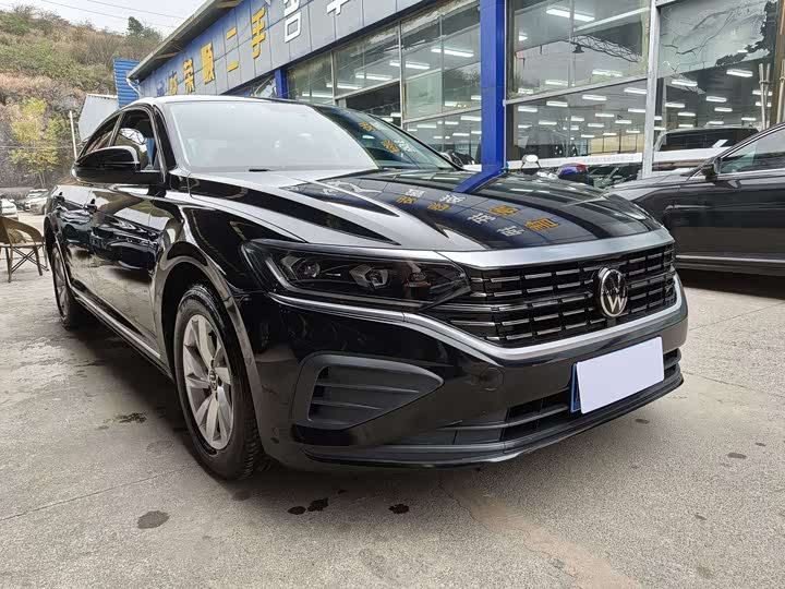 Фото 3 - Volkswagen Passat