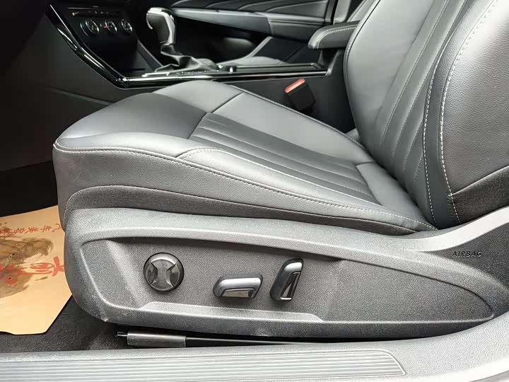 Фото 5 - Volkswagen Passat