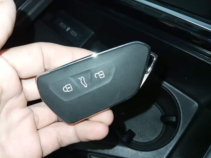 Фото 9 - Volkswagen ID.4 X