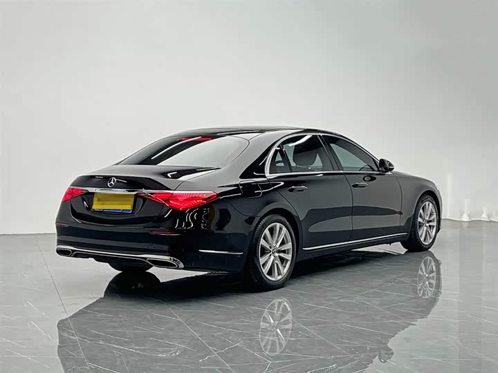 Фото 6 - Mercedes-Benz S-Class