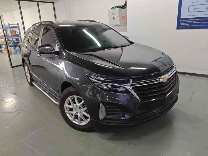 Фото 4 - Chevrolet Equinox