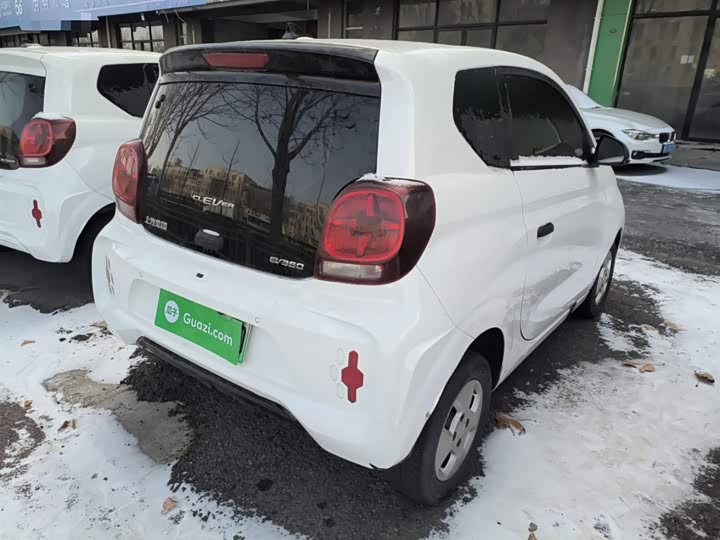 Фото 7 - Roewe Clever